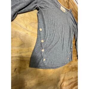 Blu Pepper top Sz Large